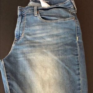 Levi Strauss modern skinny jeans